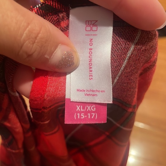 💟Plaid tank top💟 size XL RED AND BLACK - Picture 4 of 7